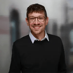 Ihr persönlicher Ansprechpartner Malte Mackeprang: Fachexperte Korrekturstufen